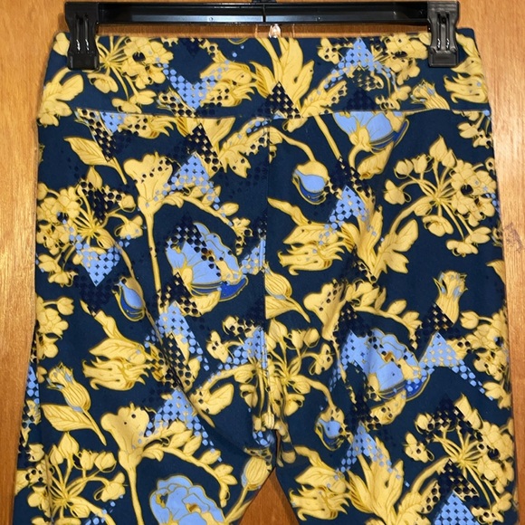 •LULAROE•BLUE & YELLOW BOHO ABSTRACT FLORAL TALL & CURVY LEGGINGS EUC - Picture 6 of 9